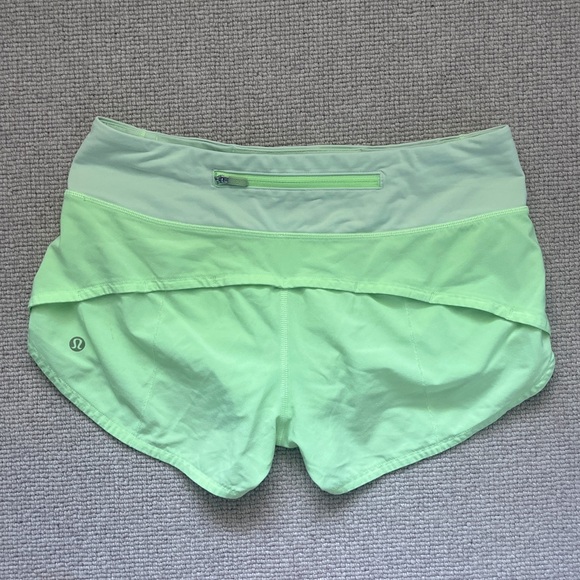Lululemon Speed Up Low-Rise Shorts 2” - Picture 2 of 5